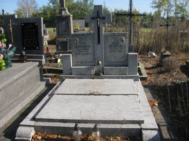 Grób Józef Słupek
