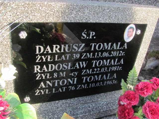 Dariusz Tomala 1973 Jasieniec - Grobonet - Wyszukiwarka osób pochowanych