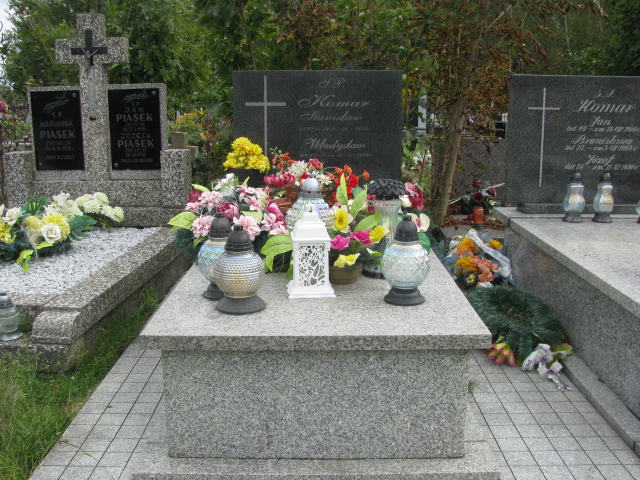 Stanisław Komar 1949 Jasieniec - Grobonet - Wyszukiwarka osób pochowanych